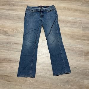 Woman’s size 29/8P straight leg jeans from Banana Republic